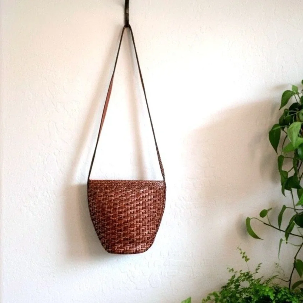 Y2K LJS Collection Woven Brown Leather Crossbody Bucket Bag Braided Strap